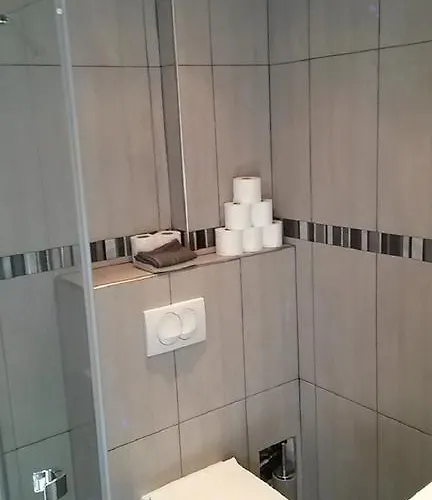 Safranier Townhouse Apartmán *