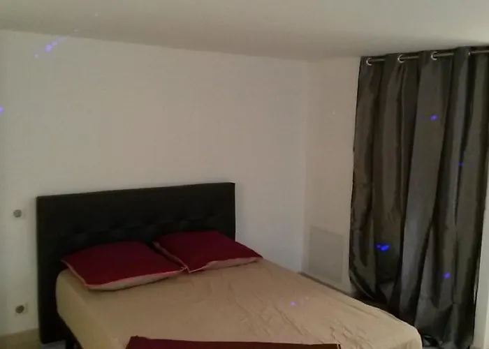 Apartmán Safranier Townhouse *