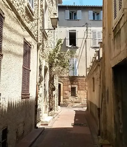 Safranier Townhouse Apartmán