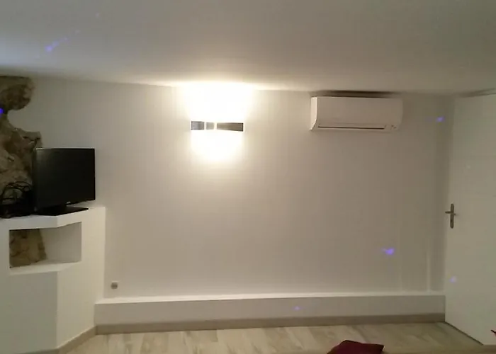 Apartmán Safranier Townhouse *